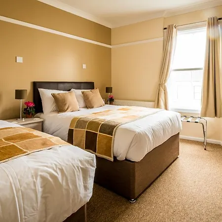 Inn The Longboat 4*